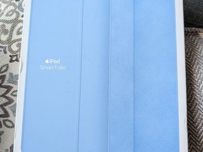 Apple iPad Smart Folio for iPad 10 and 11th gen