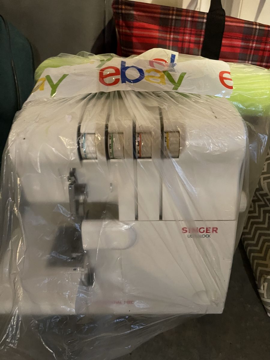 Singer Ultralock 14SH654 Overlock Sewing Machine, White, 120V