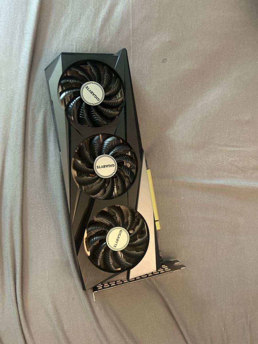 Gigabyte GeForce RTX Graphics Card Triple Fan 3060