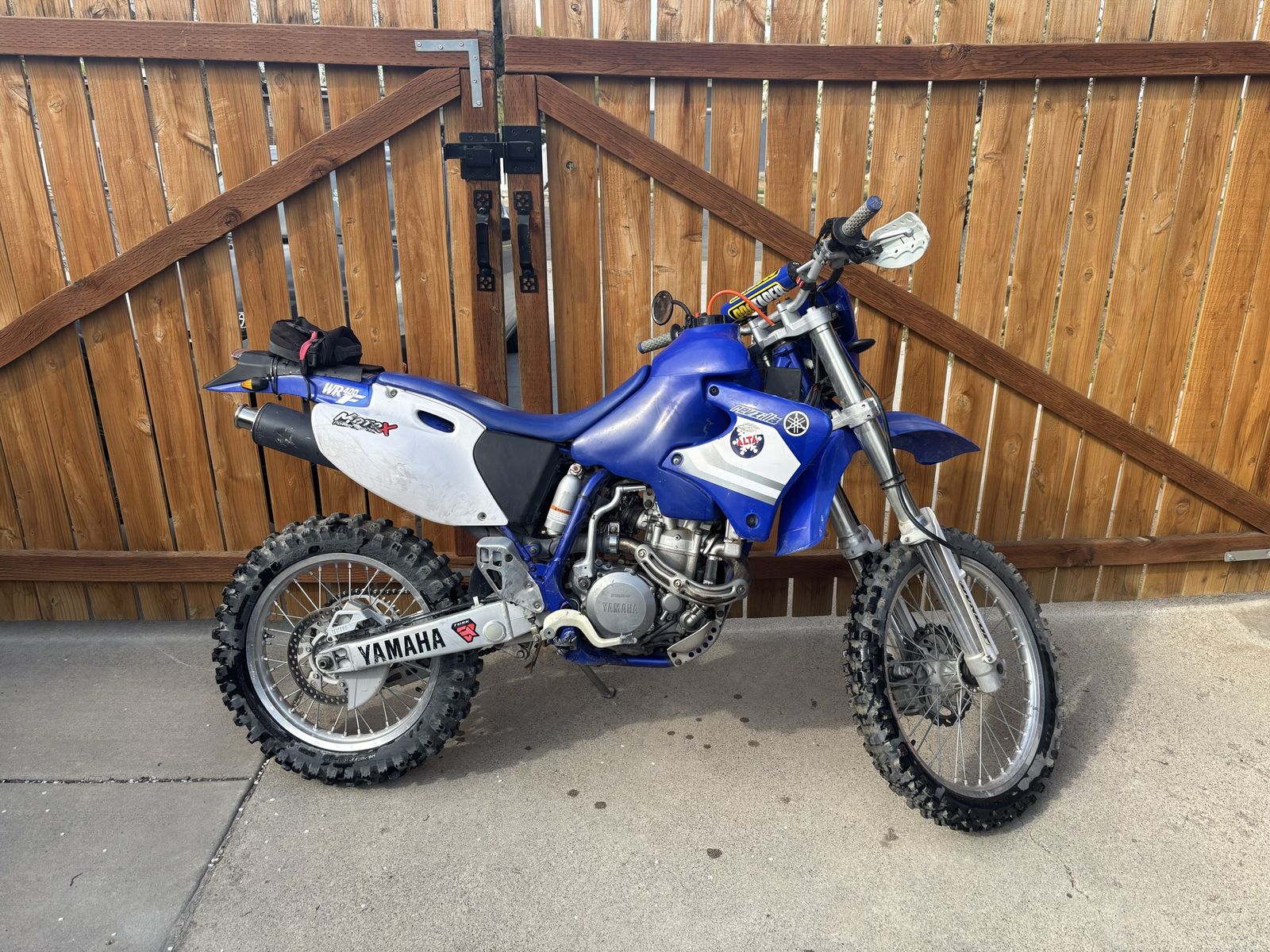 2000 Yamaha WR400F Dirt Bike