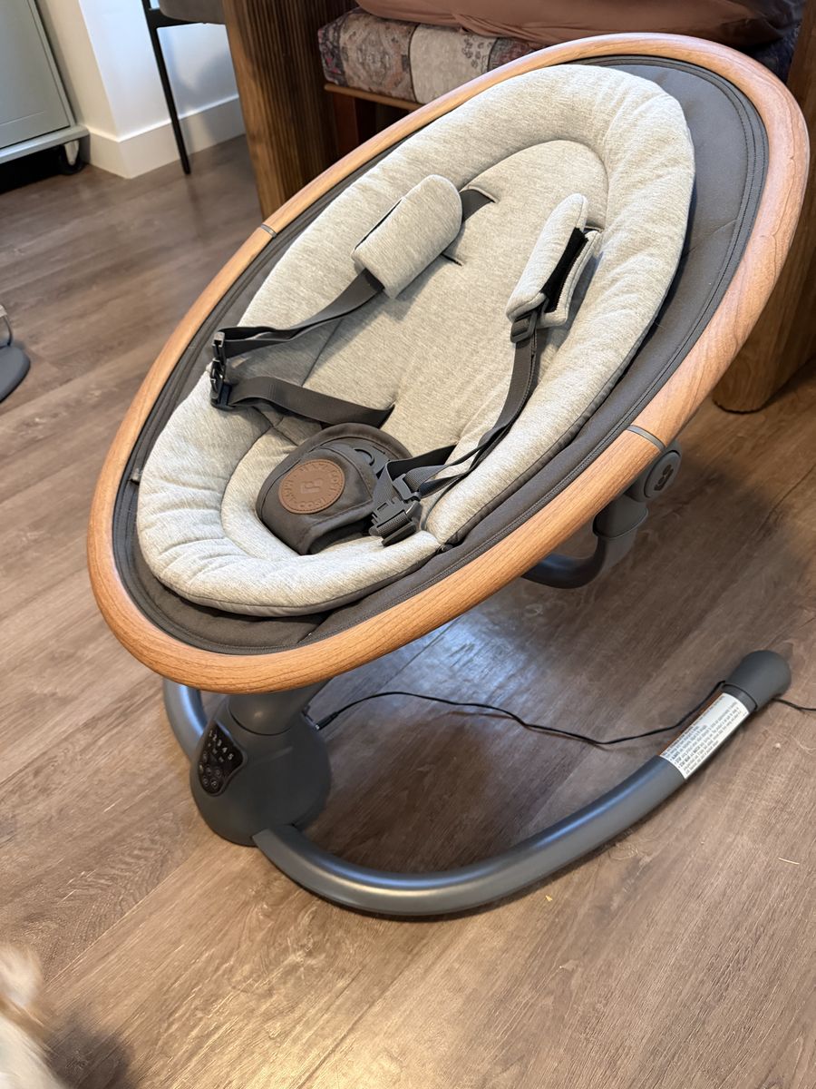 Maxi -Cosi Cassia baby swing excellent condition