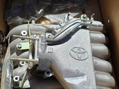Toyota 3.4L 5VZ-FE Engine Intake Manifold Set - Upper & Lower OEM Auto Part.