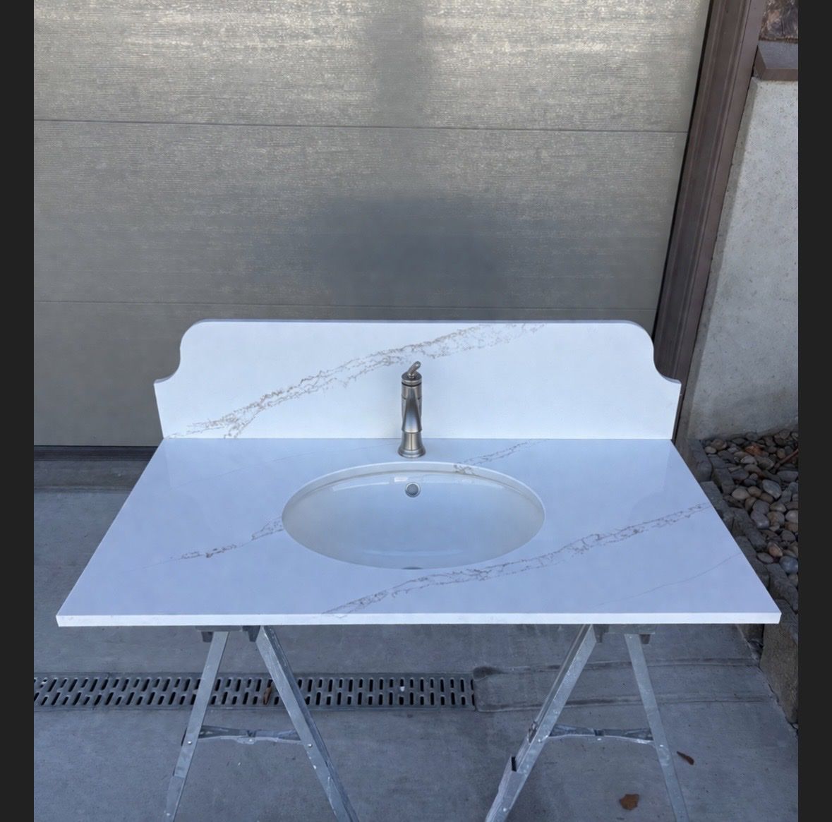 41 1/4 Quartz bathroom