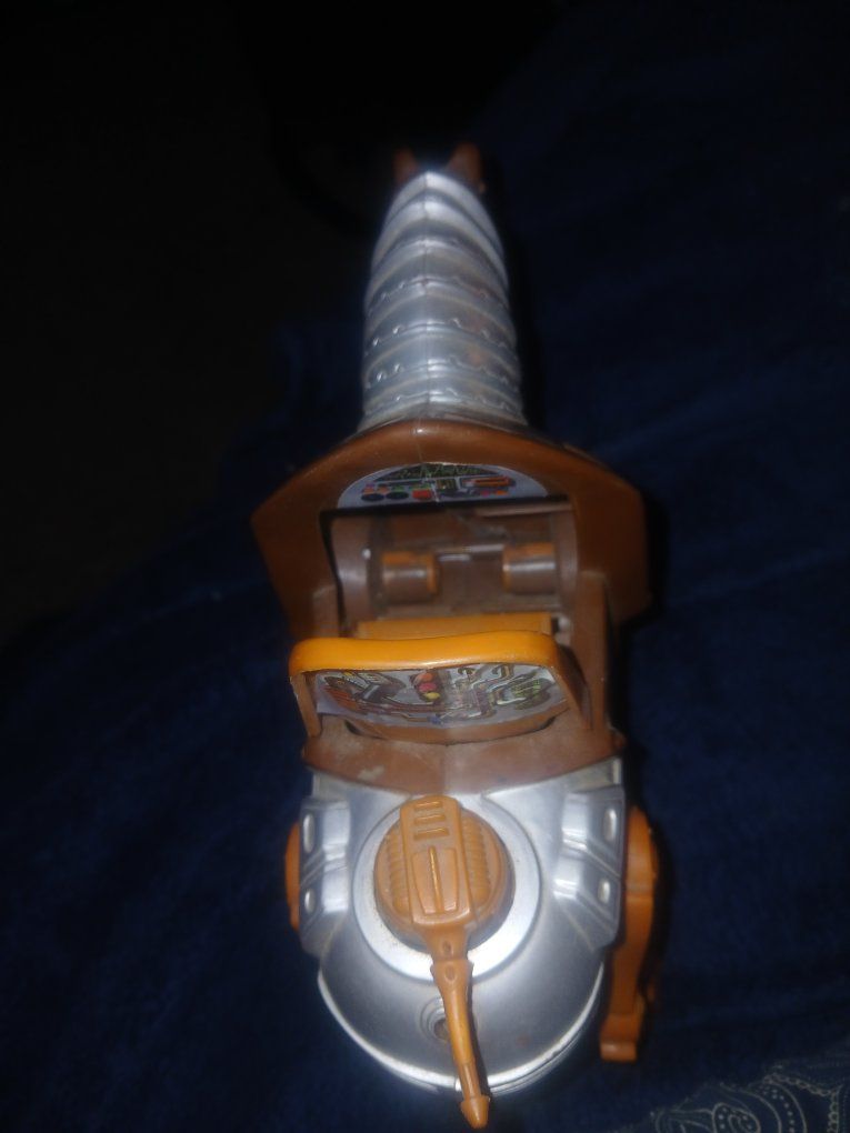 Main image 3