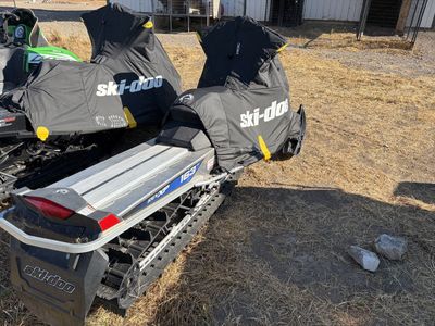 Ski doo snowmobile 800 summit XP 163