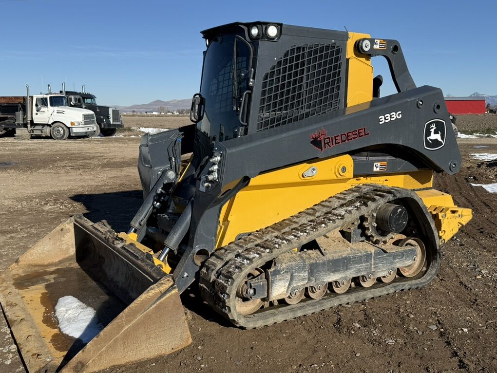 2023 John Deere 333g Skidloader