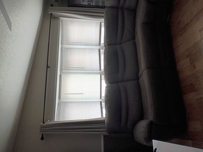 l-shaped sectional couch