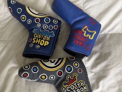 Scotty Cameron putter covers.(REPLICA)