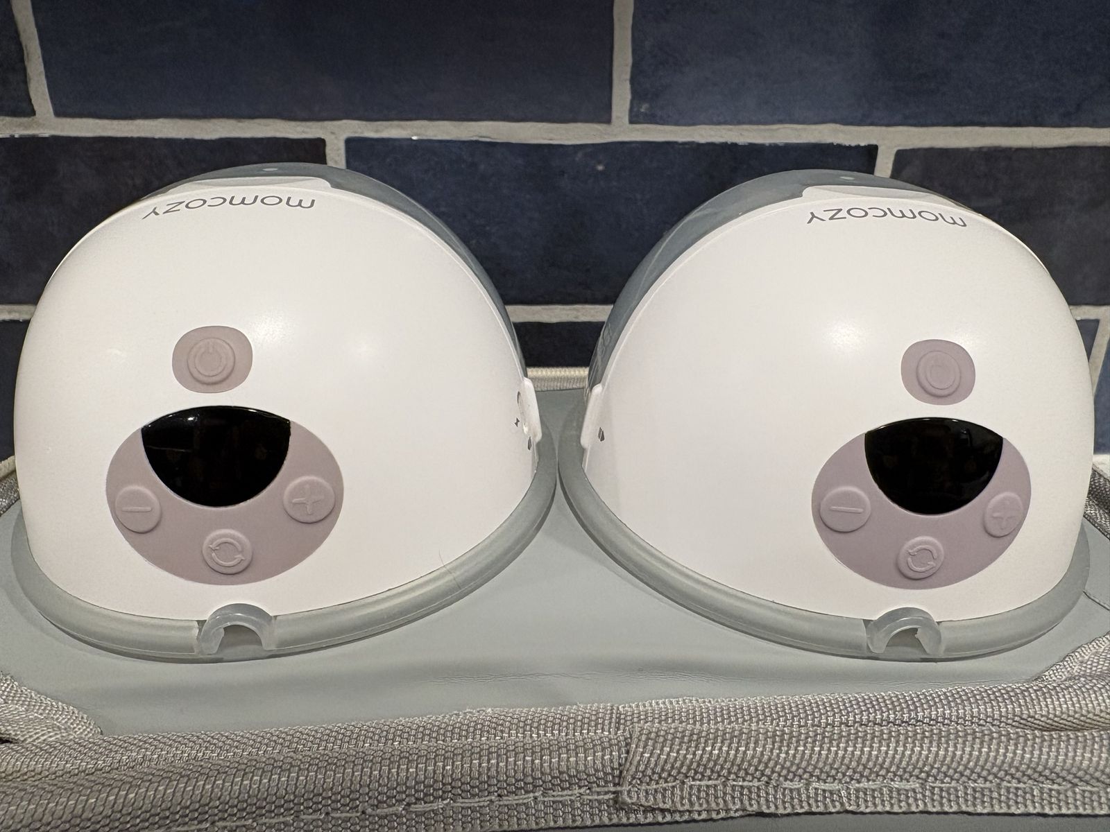 Momcozy M5 Wearable Breast Pumps (Set of 2)