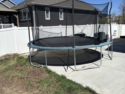 15 Foot Propel Trampoline