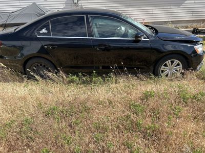 Parting out 2017 VW Jetta