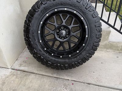 Ford F150 Rims and Tires 295/65R20 Nitto Like New