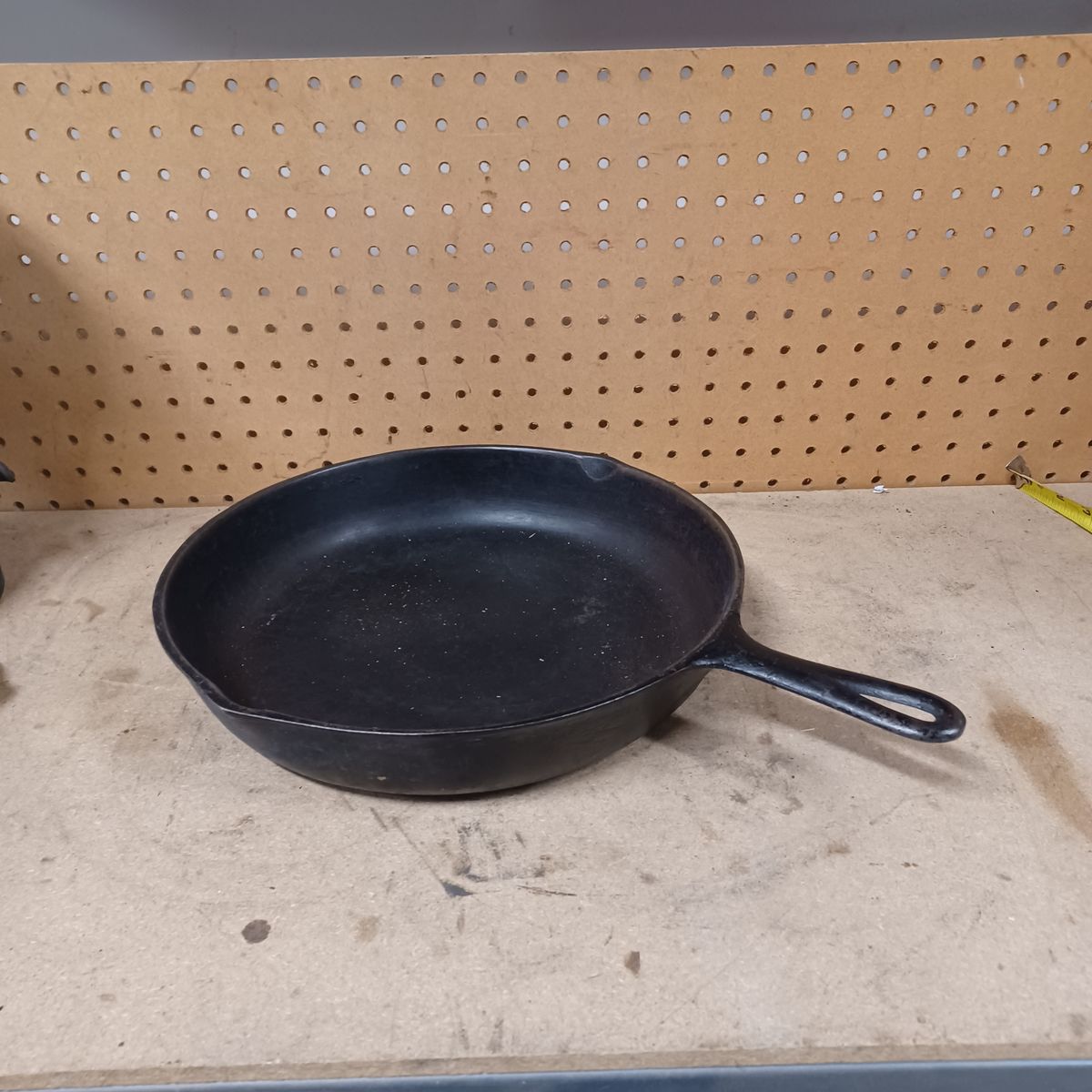 Vintage #10 skillet cast iron
