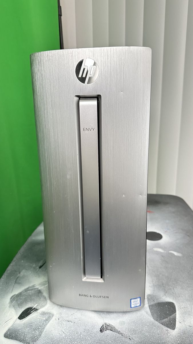 Main image 3