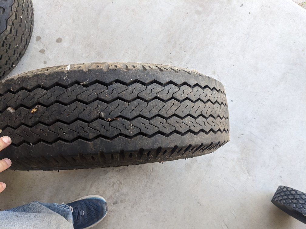tire, 8.0-16.5 good tread