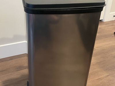 Stainless Steel Step Trash Can with Black Lid