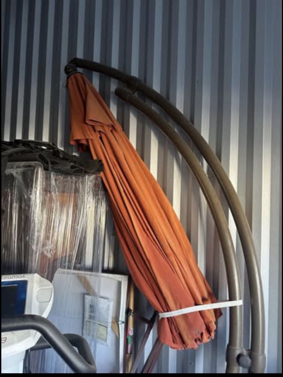 Used Sun Garden 13 Ft umbrella