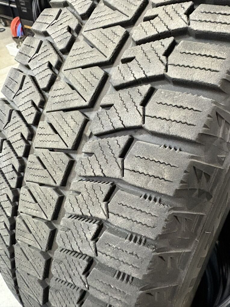Snow Tires 235/60R17