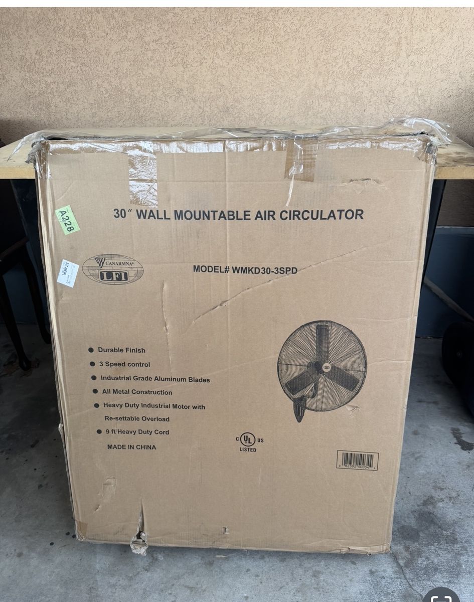 New Canarmna LFI 30” wall mountable air circulator