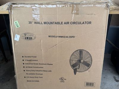 New Canarmna LFI 30” wall mountable air circulator