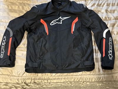 Alpinestars XXL AST v2 Air Jacket and Gloves