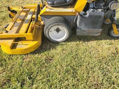 WALKER B 23I ZERO TURN MOWER