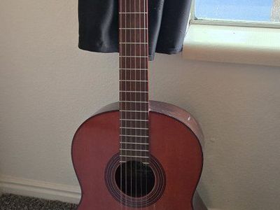 Yamaha Guitar Great Condition