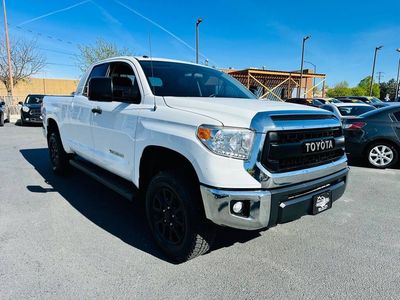 2017 TOYOTA TUNDRA SR5