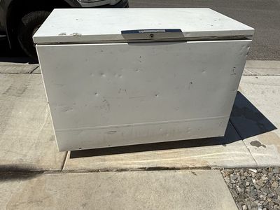 White Chest Freezer