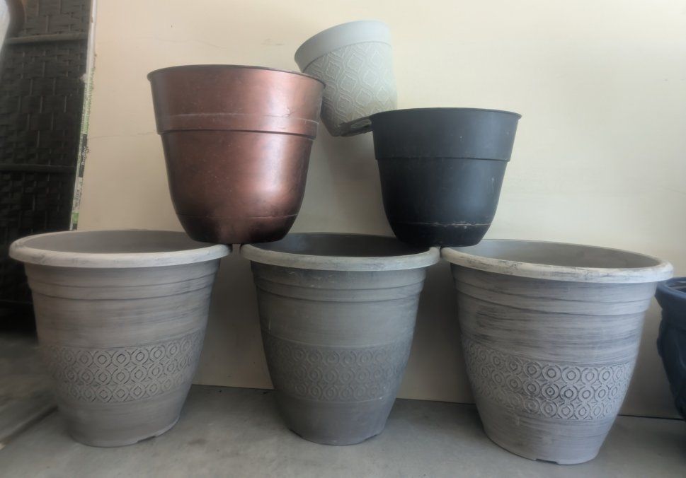 Main image 3
