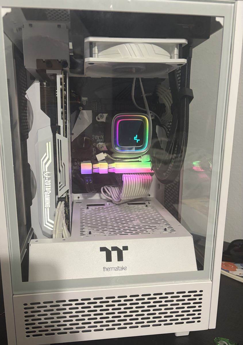 White RTX 3080 Gaming PC | Ryzen 7 5800X | Liquid Cooled | High FPS Setup