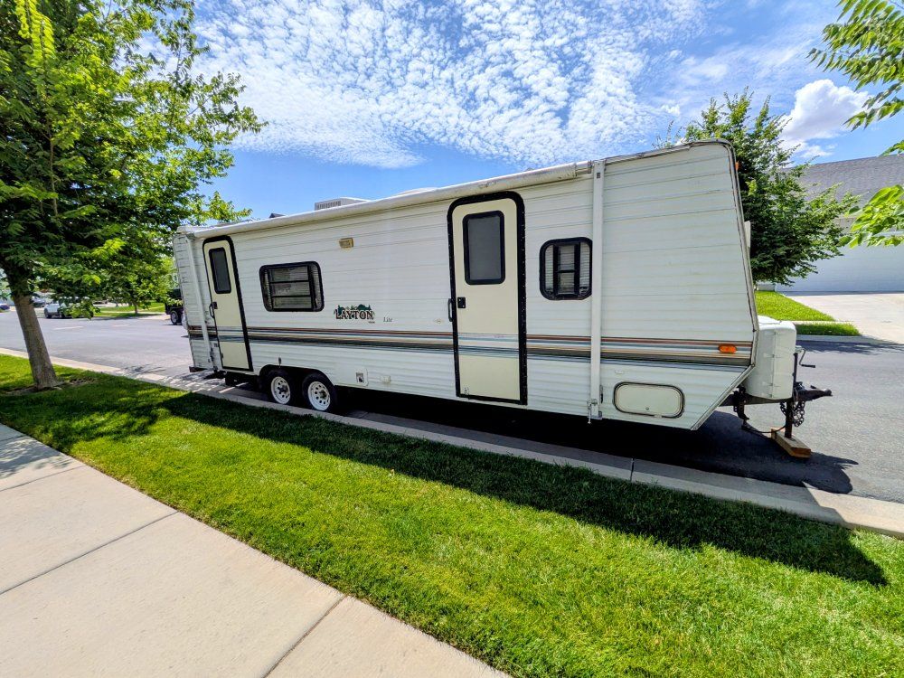 2000 Layton 25ft
