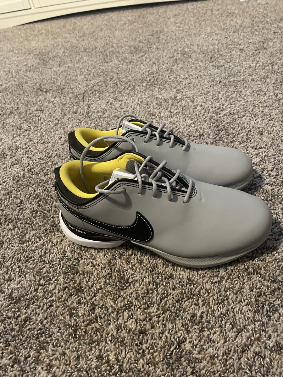 Nike Victory Golf Shoes