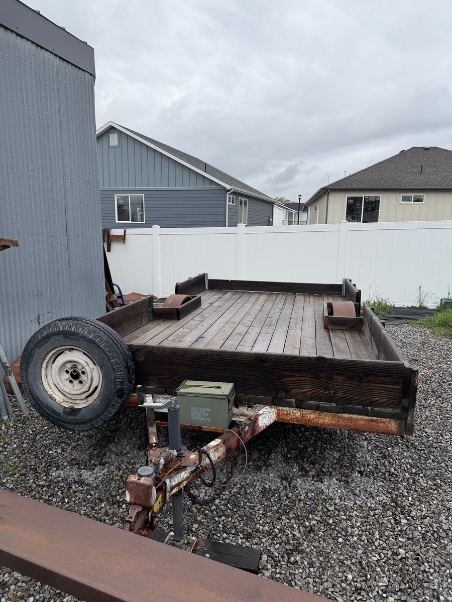 Utility trailer