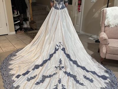 Vintage Violet Black Wedding Dress size 2-4