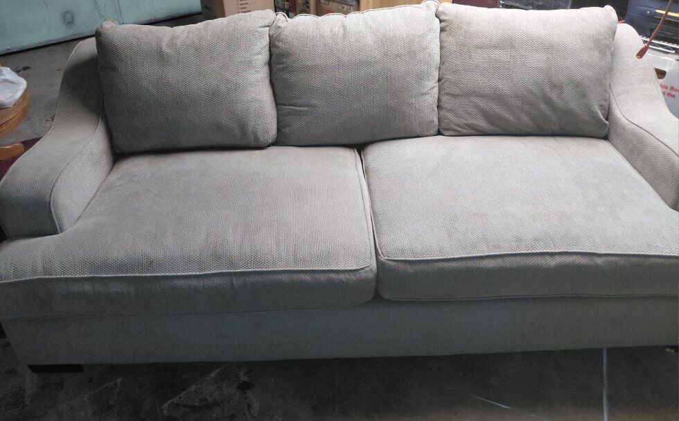 HUGE SPARTAN SOFA CHAISE - $100