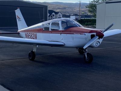 Piper Cherokee 140/150 Single-Engine Airplane