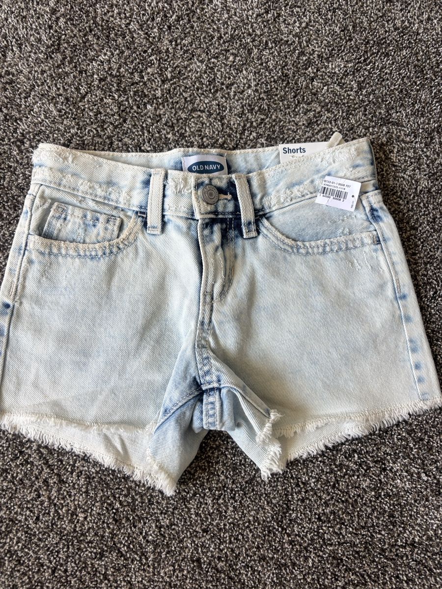 NEW! Old Navy Girl's Light Wash Denim Shorts- Sz 8