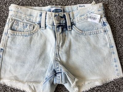 NEW! Old Navy Girl's Light Wash Denim Shorts- Sz 8