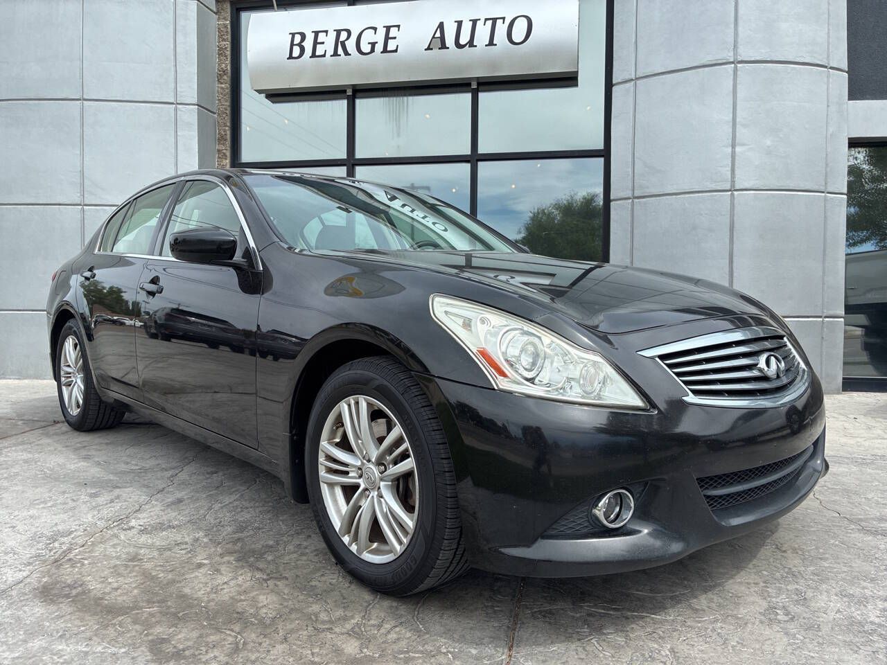2013 Infiniti G37 x