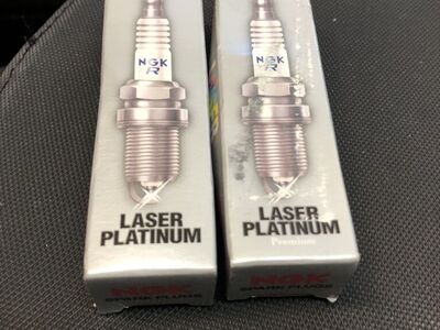 NEW NGK PFR7AB Spark Plugs, Ski Doo