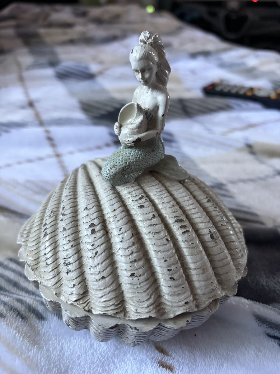 Jewelry  box ceramic