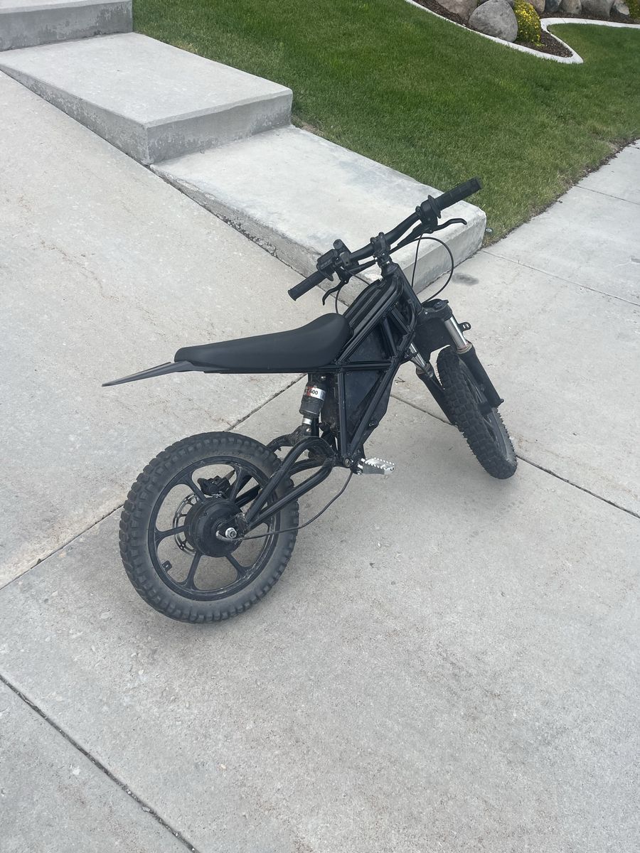 Kids Electric Dirt Bike