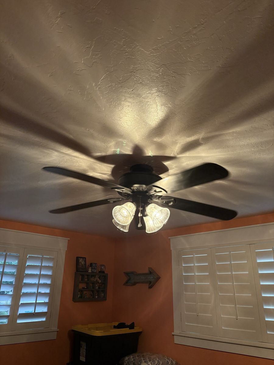 White 5-Blade Ceiling Fan with Light Kit - Used