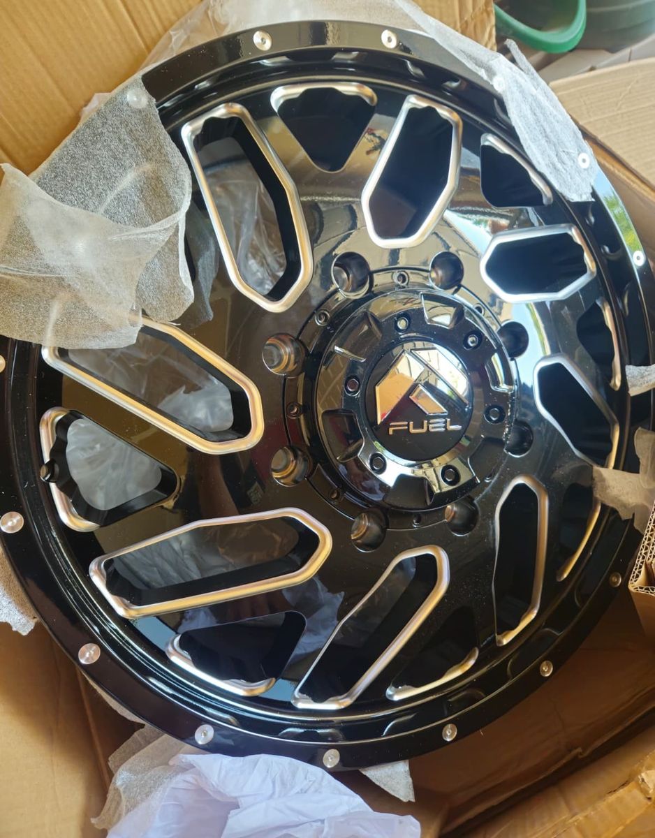 Main image 2