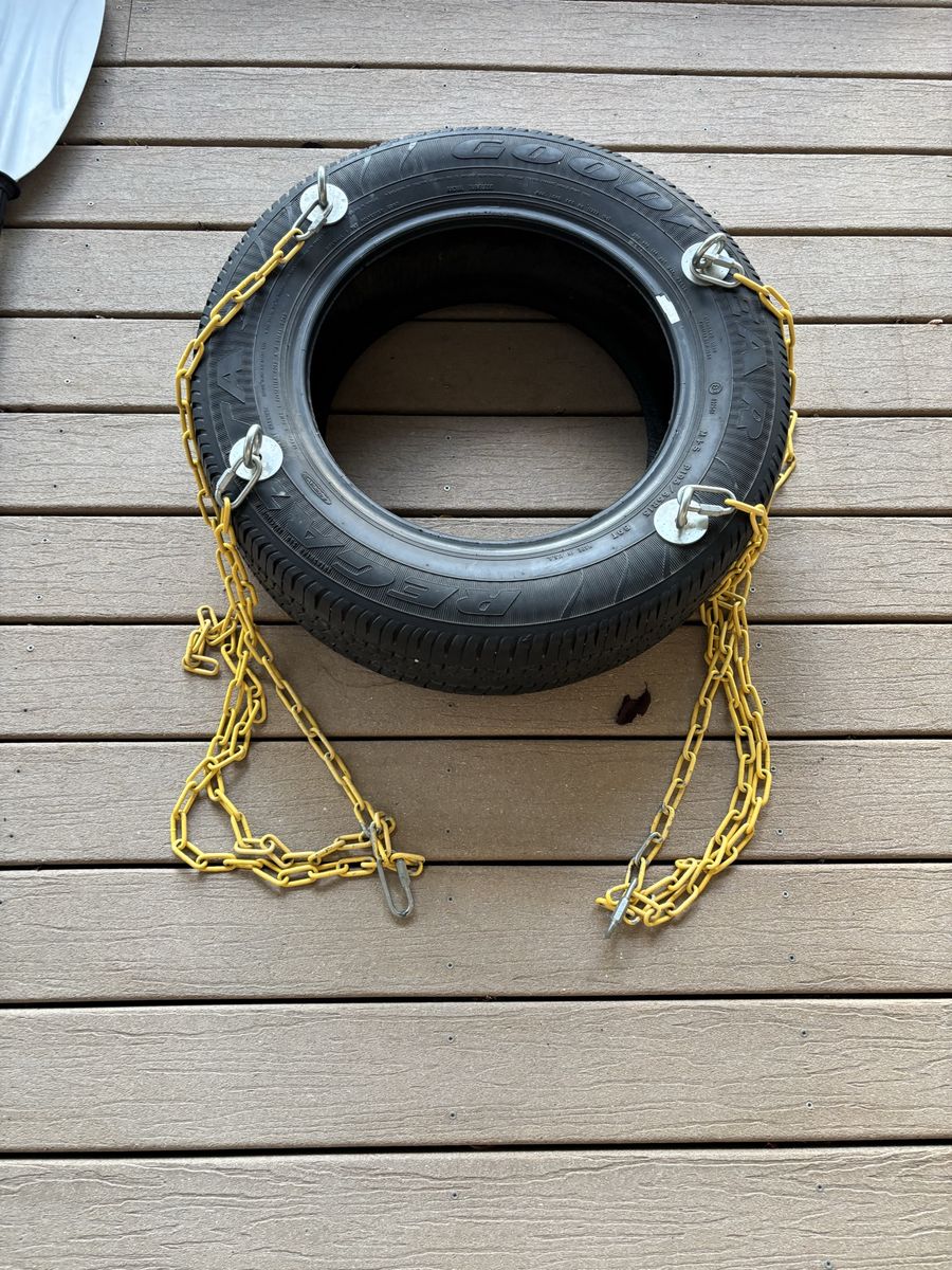 Tire Swing with Yellow Chains - Used, Great Condition, Ready for Fun!