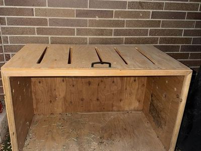 Wooden Animal Hutch / Shelter - Durable Plywood Construction