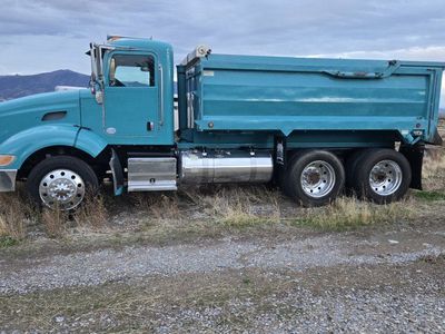 2013 Peterbuilt 384