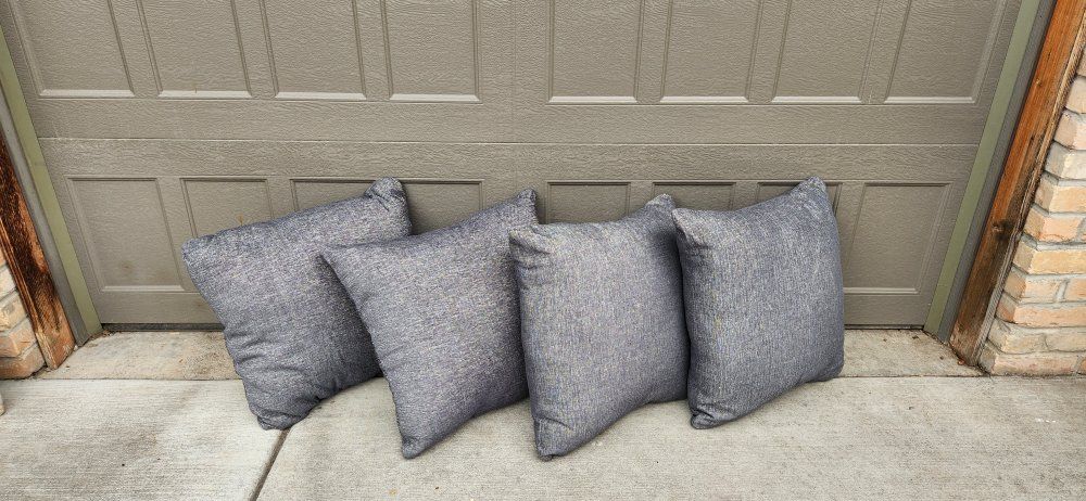 BRAND NEW! Set of 4 Throw Pillows, Heathered Gray