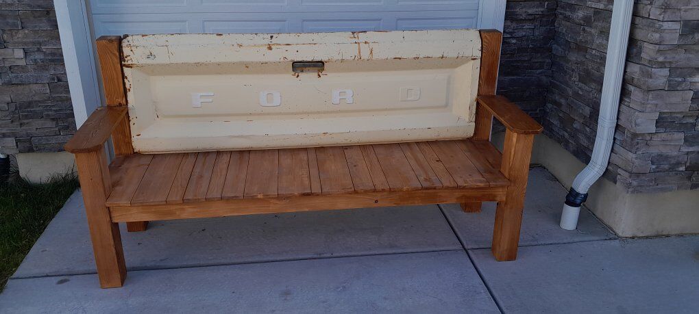 Ford Tailgate Bench